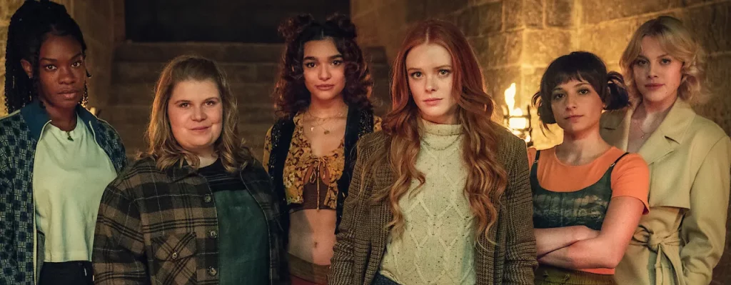 Aïsha, Terra, Flora, Bloom, Musa et Stella de la série Netflix Destin la saga Winx