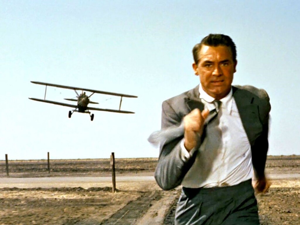 Cary Grant qui court pour échapper à un avion, qui le poursuit au milieu d'un champs, où il n'a nulle part pour se réfugier...