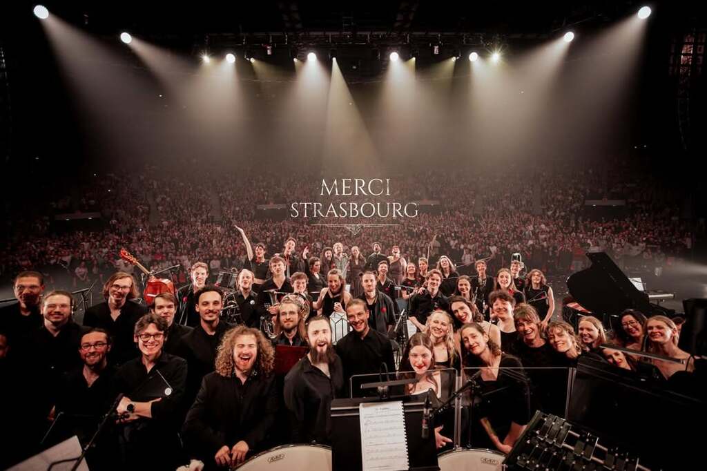 L’Orchestre Curieux sur scène au concert A Painted Symphony à Strasbourg.